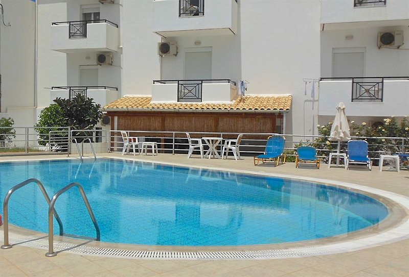 Irilena Apartments in Stalida, Heraklion (Kreta) Pool