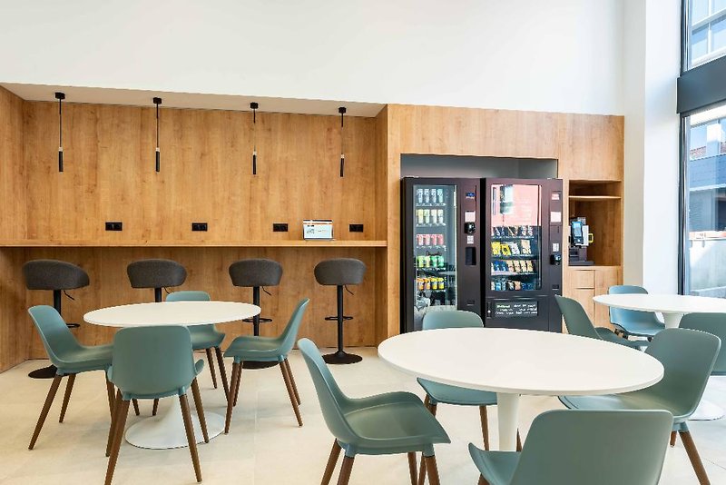 Easyhotel Madrid Alcala in Madrid, Madrid Terrasse