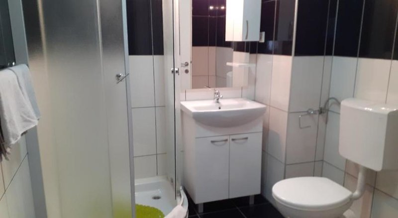 House Josipa in Rakovica, Zadar (Kroatien) Badezimmer