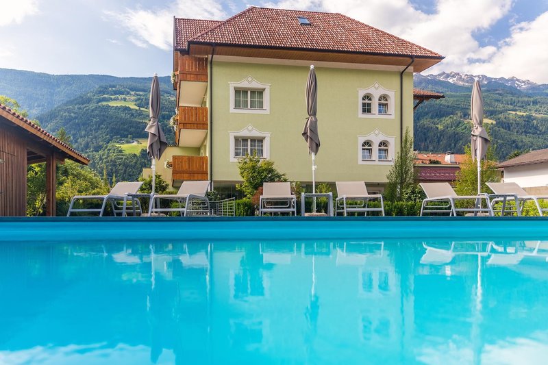 Mei Auszeit Wohlfühlhotel in Plaus, Bolzano Pool