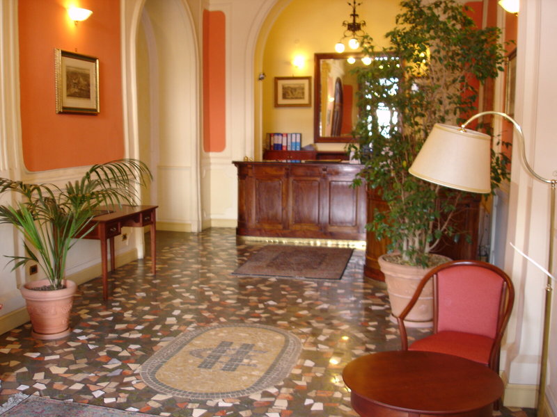 Excelsior in Cosenza, Lamezia Terme Lounge/Empfang