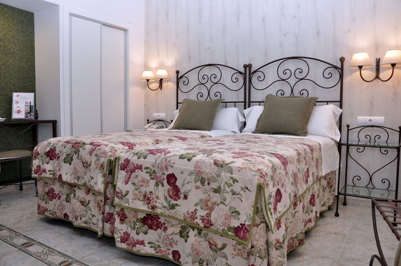 Sercotel Hotel Selu in Córdoba, Malaga Wohnbeispiel
