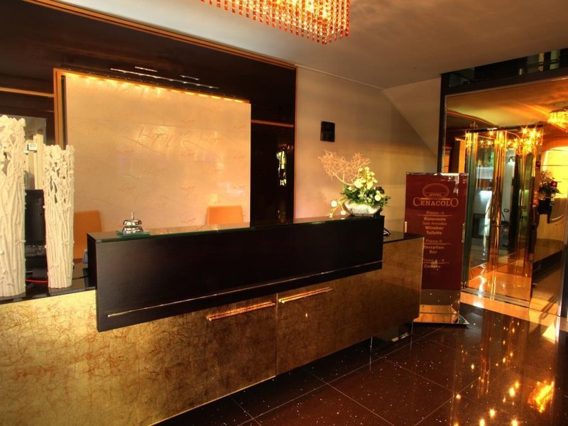 Hotel Cenacolo in Somma Vesuviana, Neapel Lounge/Empfang