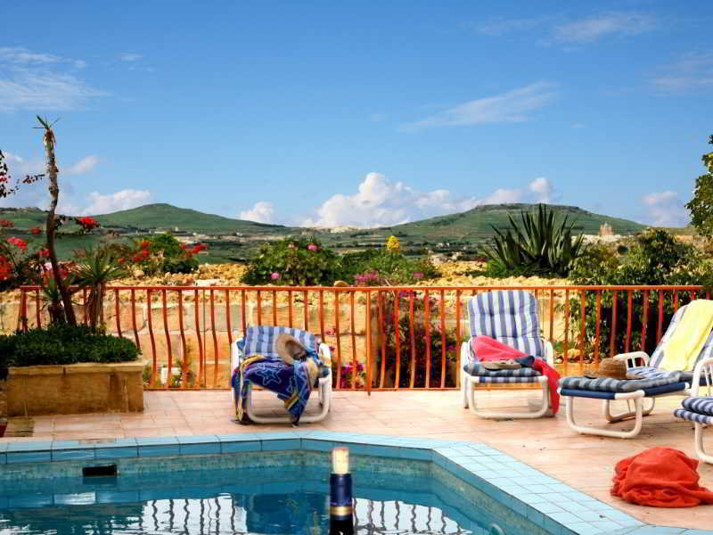 Bella Vista Farmhouses in Xaghra, Malta Pool