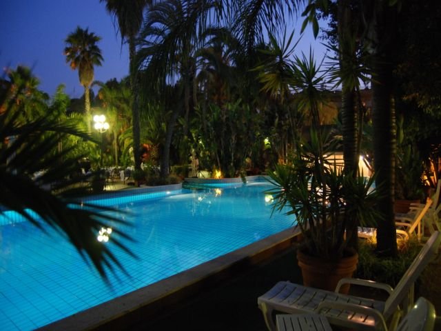 Garden Hotel Catania in San Giovanni la Punta, Catania Pool