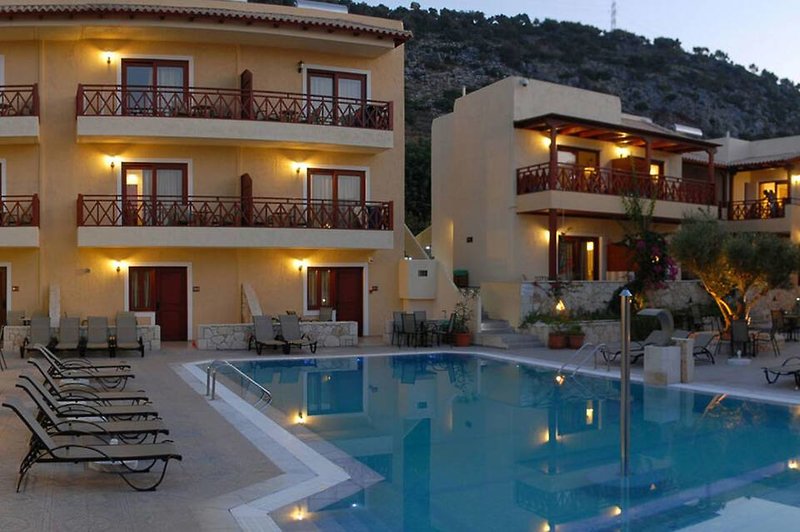 Cactus Village Hotel & Bungalows in Stalida, Heraklion (Kreta) Pool