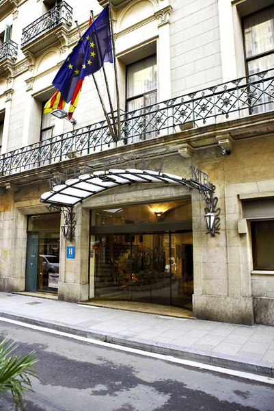 Hotel Gaudi in Barcelona, Barcelona Außenaufnahme