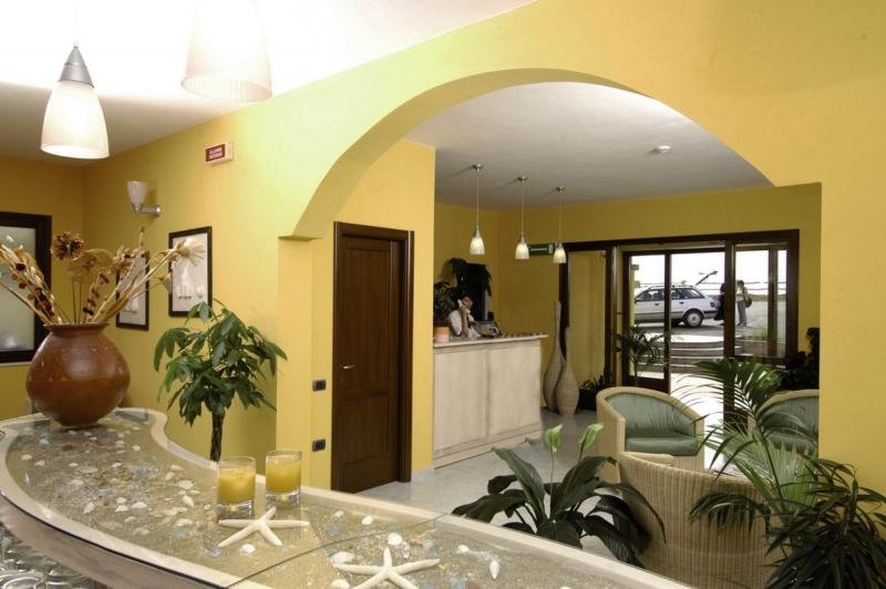 Felix Hotels - Hotel La Baja in Santa Caterina di Pittinuri, Olbia,Sardinien Lounge/Empfang