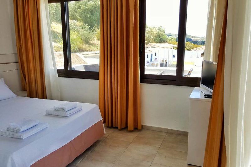 Bungalow White Apartments And Suites in Pefkochori, Thessaloniki (Chalkidiki) Wohnbeispiel