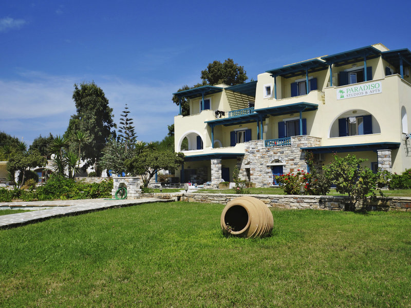 Paradiso Studios & Apartments in Agia Anna, Santorini Außenaufnahme