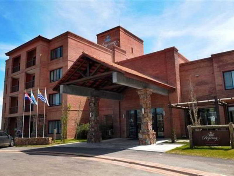 Regency Park Hotel + Spa in Montevideo, Montevideo Außenaufnahme