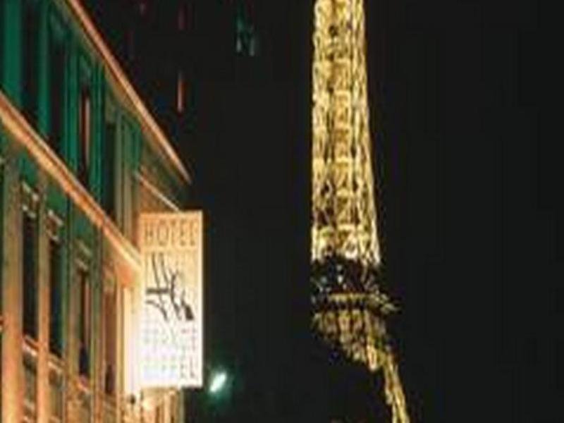 France Eiffel in Paris, Paris-Charles De Gaulle Außenaufnahme