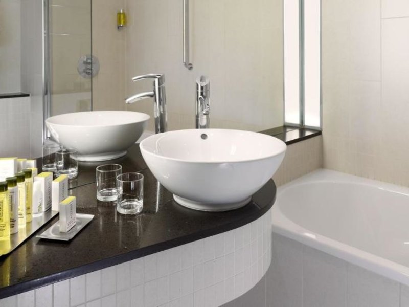 DoubleTree by Hilton Hotel London Heathrow Airport in London, London-Stansted Badezimmer