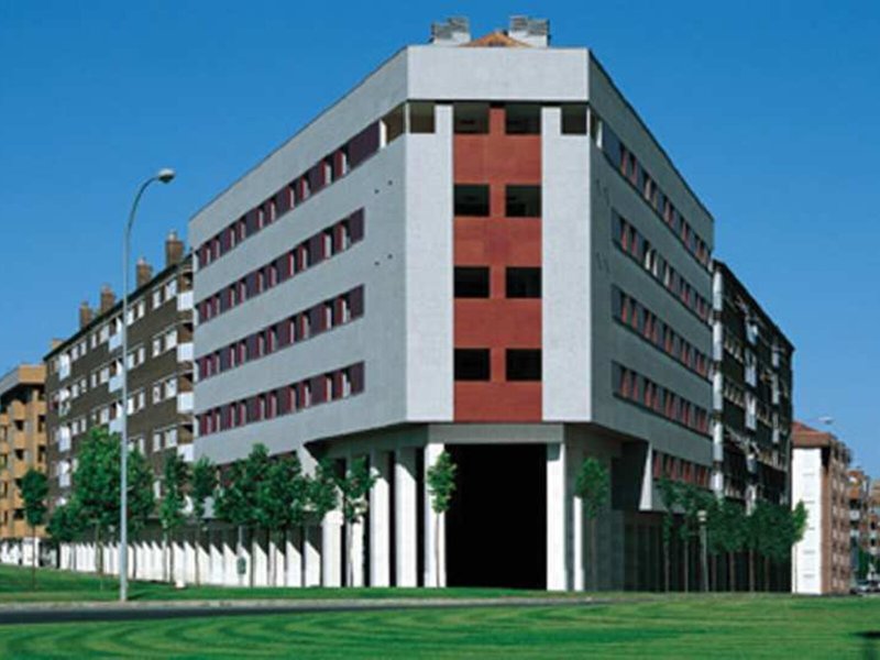 Hotel Logroño Parque in Logroño, Bilbao Außenaufnahme