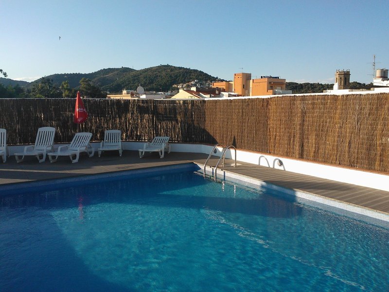 Checkin Montpalau in Pineda de Mar, Barcelona Pool