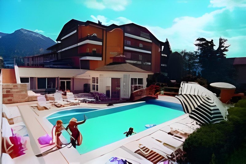 Cristallo in Levico Terme, Pool