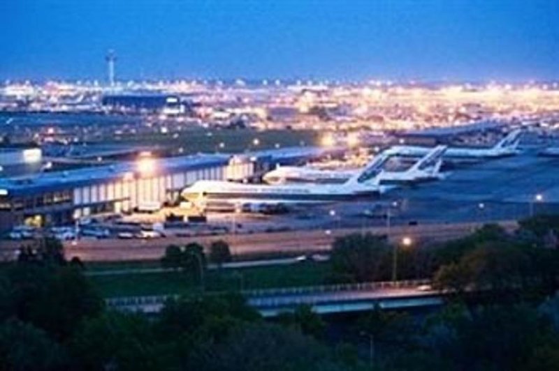 DoubleTree by Hilton New York JFK Airport in New York City, New York (John F Kennedy) Strand