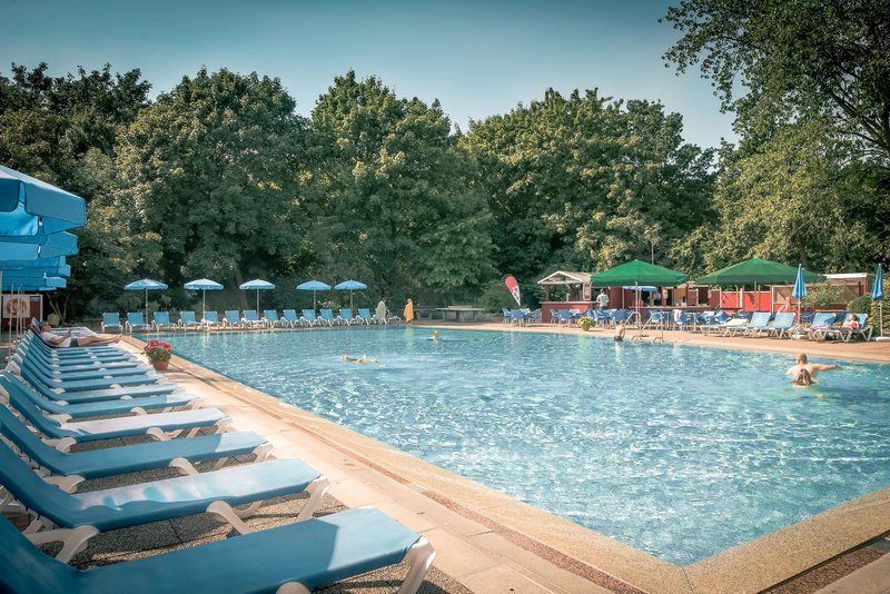 PLAZA Premium Timmendorfer Strand in Timmendorfer Strand, Rostock-Laage (DE) Pool