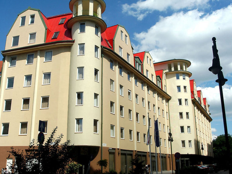 Leonardo Hotel Budapest in Budapest, Budapest (HU) Außenaufnahme