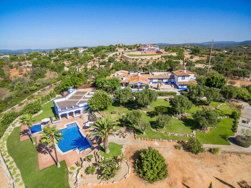 Shantivillas in Paderne, Faro Wohnbeispiel