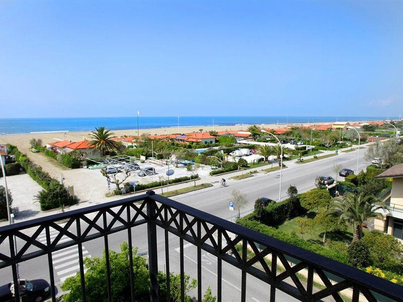 Arianna Hotel in Marina di Pietrasanta, Pisa Außenaufnahme