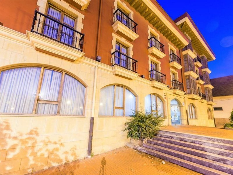 Hotel Blu Sondika in Sondika, Bilbao Außenaufnahme
