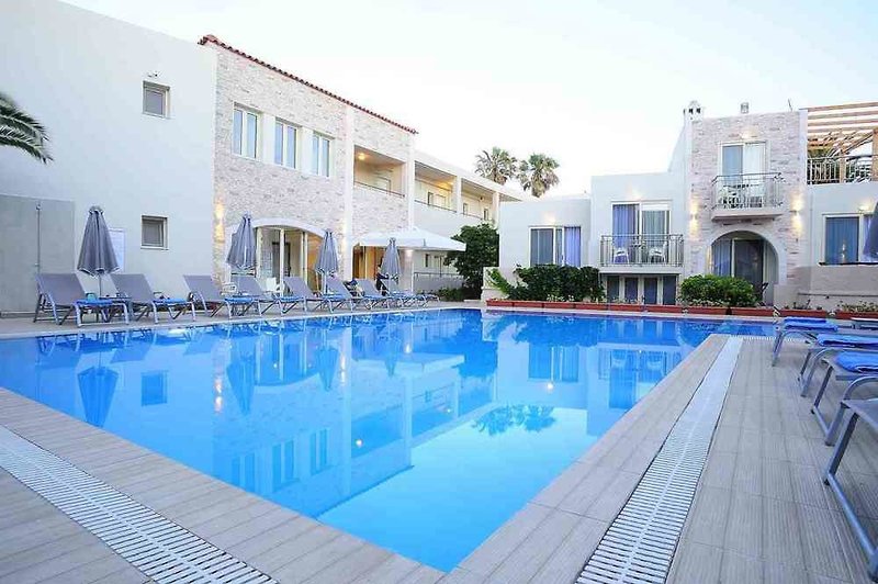 Hotel Apartments Maravel in Adelianos Kambos, Heraklion (Kreta) Pool